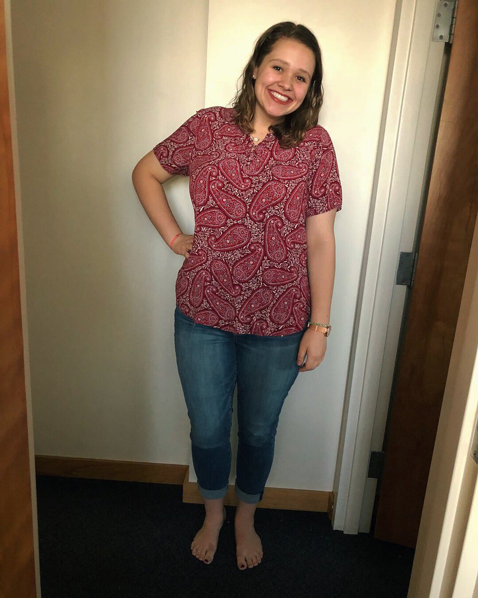 _JessiGeee's tweet photo. Today I realized I have officially lost 50 pounds! It’s been the hardest thing I’ve ever had to do, but thanks to God for giving me the strength and determination to better my health, confidence, self-esteem, and life! Here’s to shedding the next 50-ish pounds! https://t.co/wPGWJVtCuc