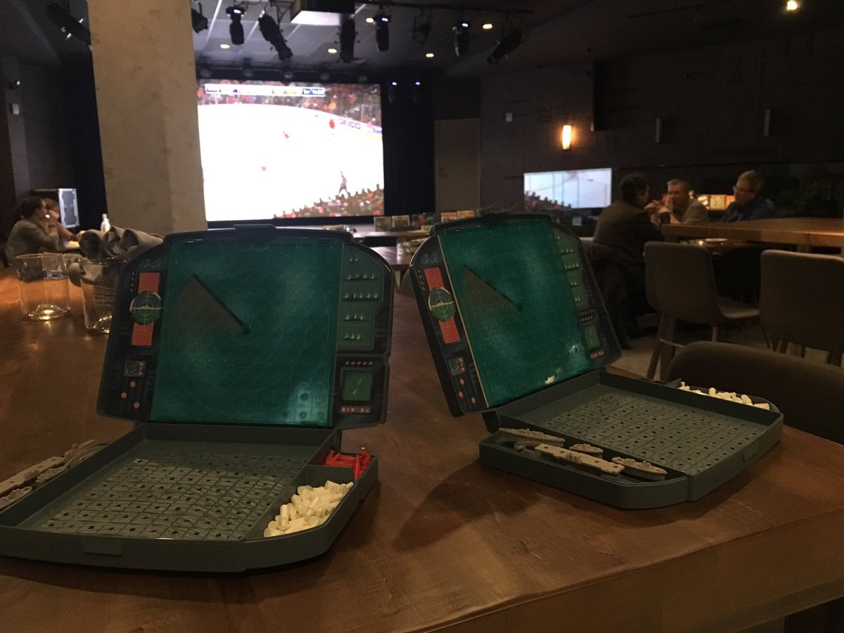 PIPSbgc's tweet image. Setting up the old and new favourites  in The Hall @TheRecRoomCa. Join us upstairs from 7-10 tonight for Game On with Pips!