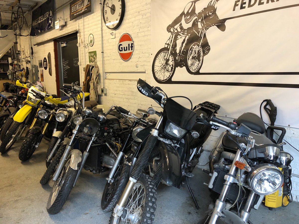 ReeseTeachLS's tweet photo. Contintuing with #careerweek, we spent the morning at ICNC learning more about several entrepreneurs’ businesses. The custom made bikes at Federal Moto and soaps at Taylor Street Soap Co were major hits! #wolcottway https://t.co/HesvQfCMx9