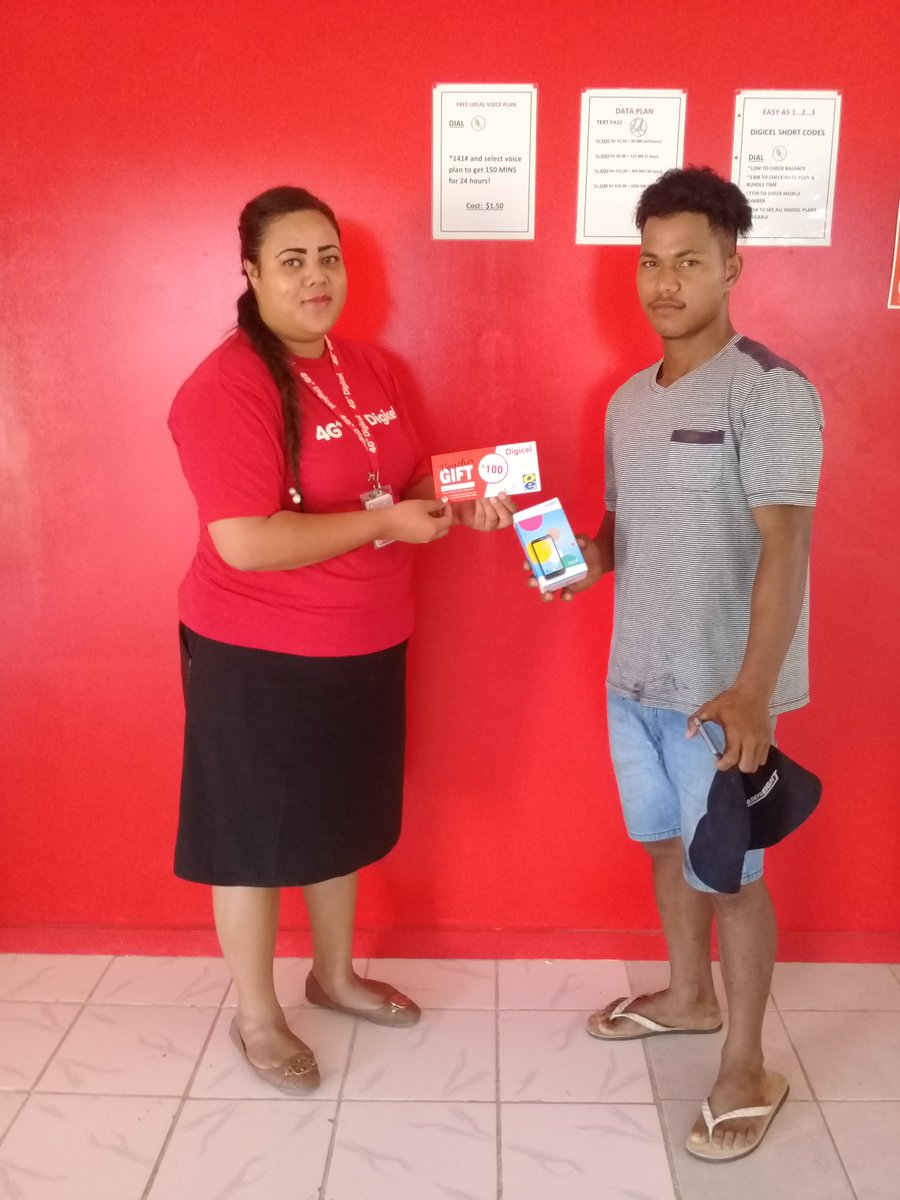 DigicelTO's tweet photo. IKUNA 'etau pale 'back to school' ki Ha'apai 'e Moa Lusi 'a ia koe fika 12 ia. Fakatau ha'o Tecno Smartphone $149 'i ha taha mau ngaahi falekoloa keke kau kihe lulu monu'ia faka'aho Alcatel Pixi4 moe $100 fakatau naunau ako 'i he OE.
#DigicelTonga #BacktoSchool #WinBigDaily https://t.co/6gJTh7DG2a