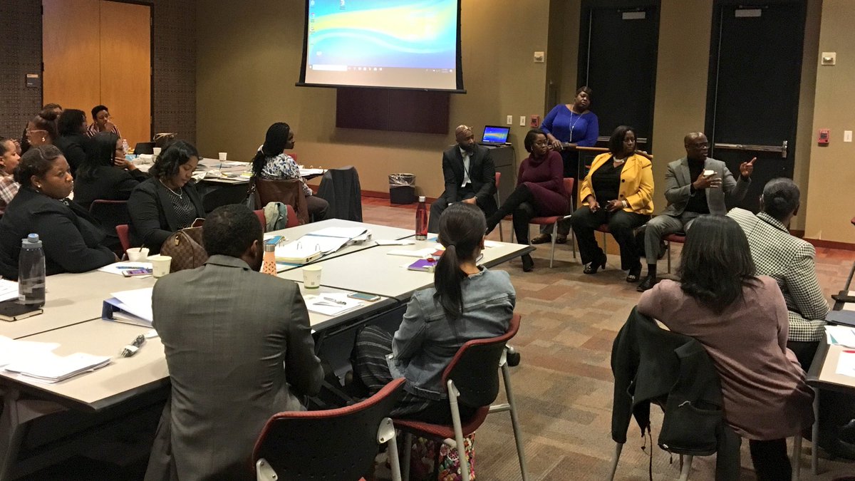 skyeduck's tweet photo. @JoinTeamAPS Associate Superintendents Q&A panel w/ #aspiringleaders & mock AP interview night. Huge 🙏 4 ur time, wisdom & experience. #herewegrow #stongleaders #futureofAPS #workhereleadhere @CarstarphenMJ @apsupdate https://t.co/xdEx02FbwU