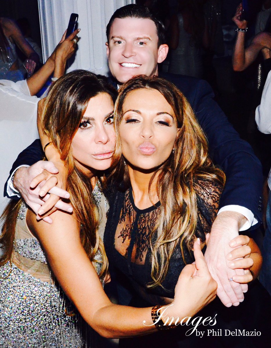 DrJamesMercer's tweet photo. Hope you all are tuning into @Bravotv and watching my sweet friends @siggyflicker @DoloresCatania @Andy #RHONJ #Bravo #Friendship #Loyalty #Truth #BringingTruth #SiggySays #MyBoo #KnowYourWorth πβ€οΈπ₯ https://t.co/2DZJ6JxRPM
