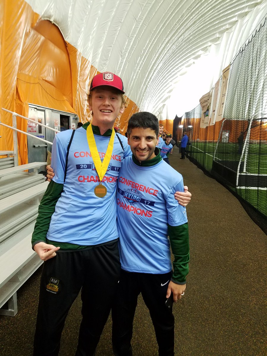 Seanbr99's tweet photo. Hi #nifkin ! Im Sean. Im a SEM major from Newburgh, NY. I love to run, snowboard, and play lacrosse mostly, but i also spend ALOT of time on twitter. Pic from when esf xc won the HVIAC! https://t.co/bsayyil3RS