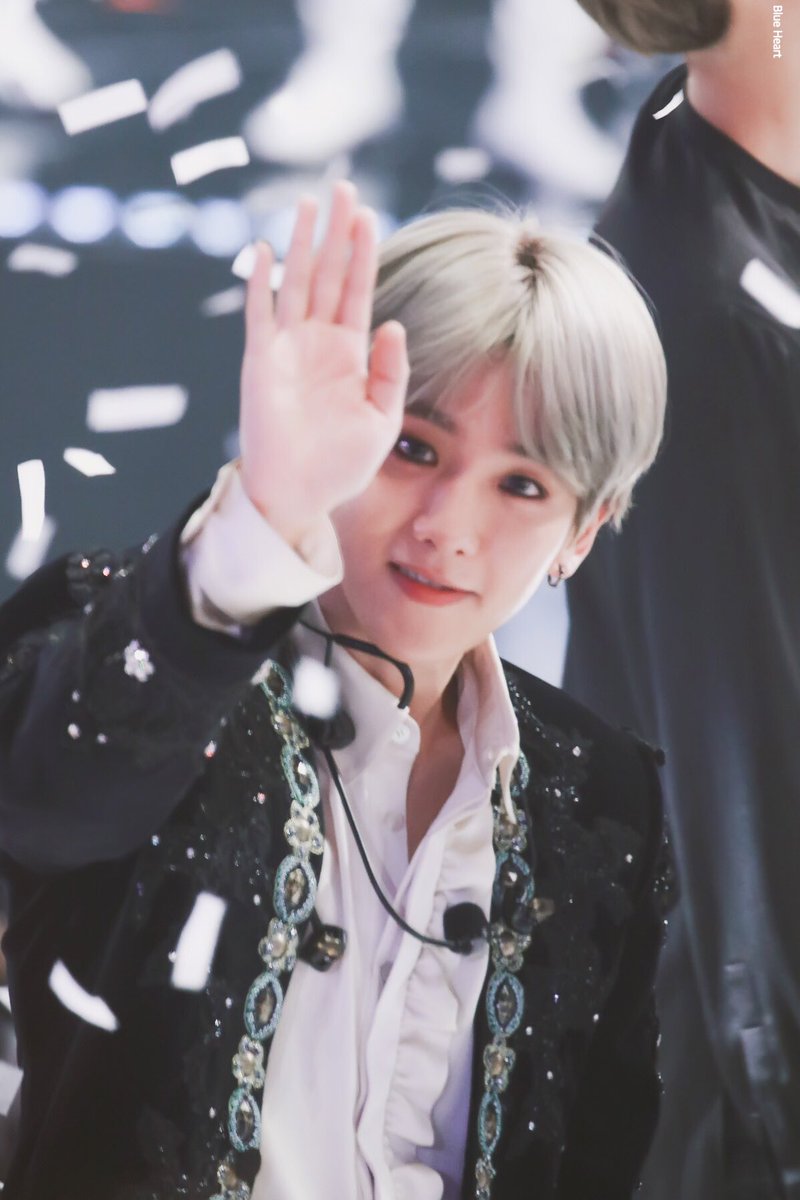 joyeusete19's tweet photo. {백현 사랑맨 챌린지}
보낸사람 : 사랑하는 완님 
 
- #EXOL #iHeartAwards #BestFanArmy
- @weareoneEXO 
- 안녕? 잘지내? 어디야? 밥은? 나보고싶어? 
나도보고싶다 https://t.co/2zRUOhHnhv