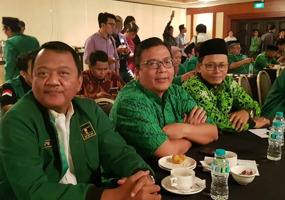 pppjatim_dpw's tweet photo. Acara rapat koordinasi nasional pemenangan pilkada 2018 dan pemilu 2019
PPP Se Indonesia
PPP Jatim Di wakili oleh Sekwil @didiknorman dan juga OKK Ir Taufik Hidayat
#BergerakBersamaRakyat
#pppjatim
#GusSyaffa
#p3milenial https://t.co/dXnM7DznKe