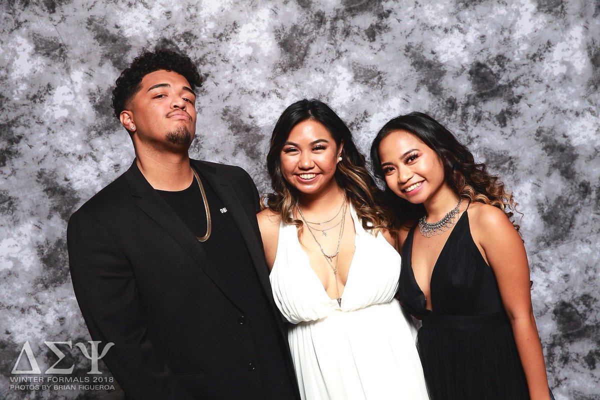 Ayeeitsderrick's tweet photo. We out here saucin at formals 🔥🔥😈😈 #withoragainst https://t.co/EidGtMlD1N