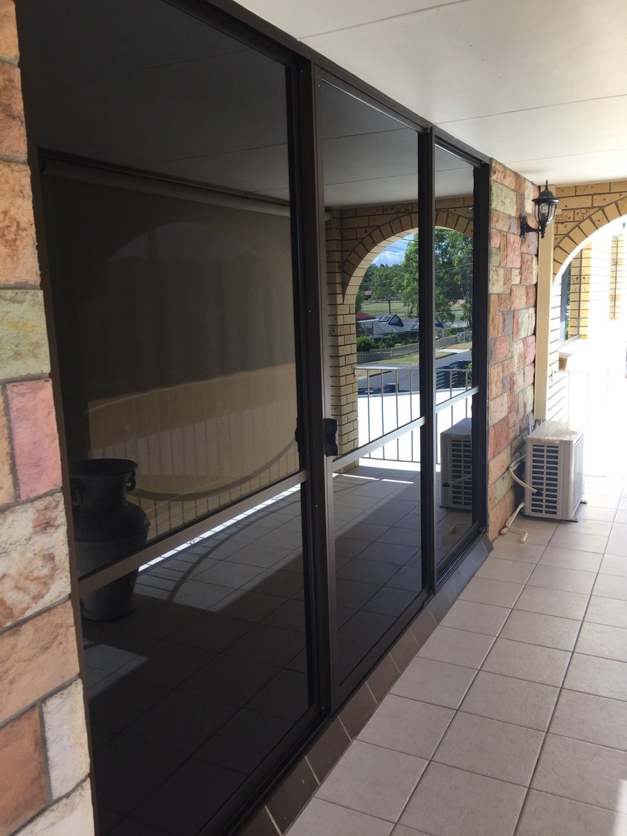 EclipseBrisbane's tweet photo. Dark tint installed to the bedrooms stopping 73% heat and 93% glare, medium tint installed to the living room stopping 62% heat and 82% glare both stopping 99% UV and both coming with a lifetime warranty.
#hometintingbrisbane
#tintingbrisbane
#windowtintingbrisbane https://t.co/2S1k3V3TG4