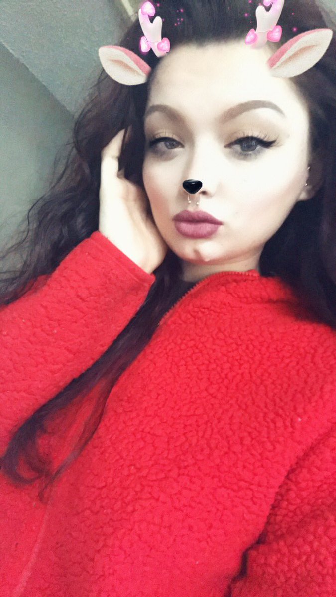 CarrieDsntCaree's tweet image. When you finally start to notice that fuckboy free glow 😝😇🙏🏼 #IssaWin #All2018 #LevelUpShorty #LaNuevaReligión #Chambea #BadBunny