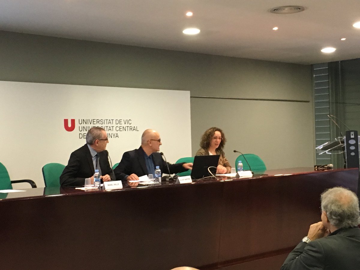 Comencem la Jornada de Contencions en Geriatria.Una matinal de reflexió amb una sala d’actes plena de gom a gom <a href="/UManresa/">UManresa</a>