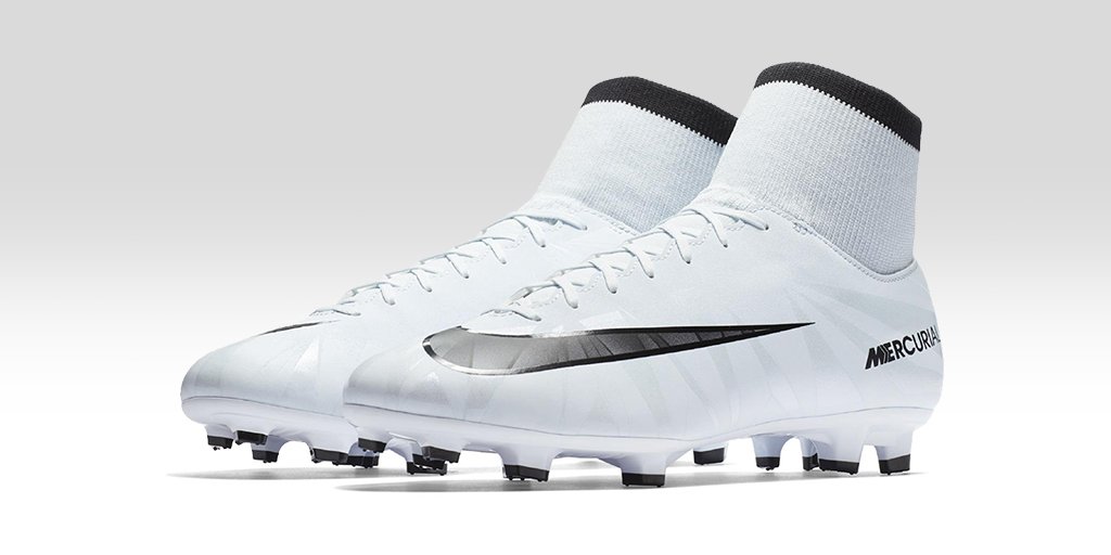 nike soccer boots sportsmans warehouse