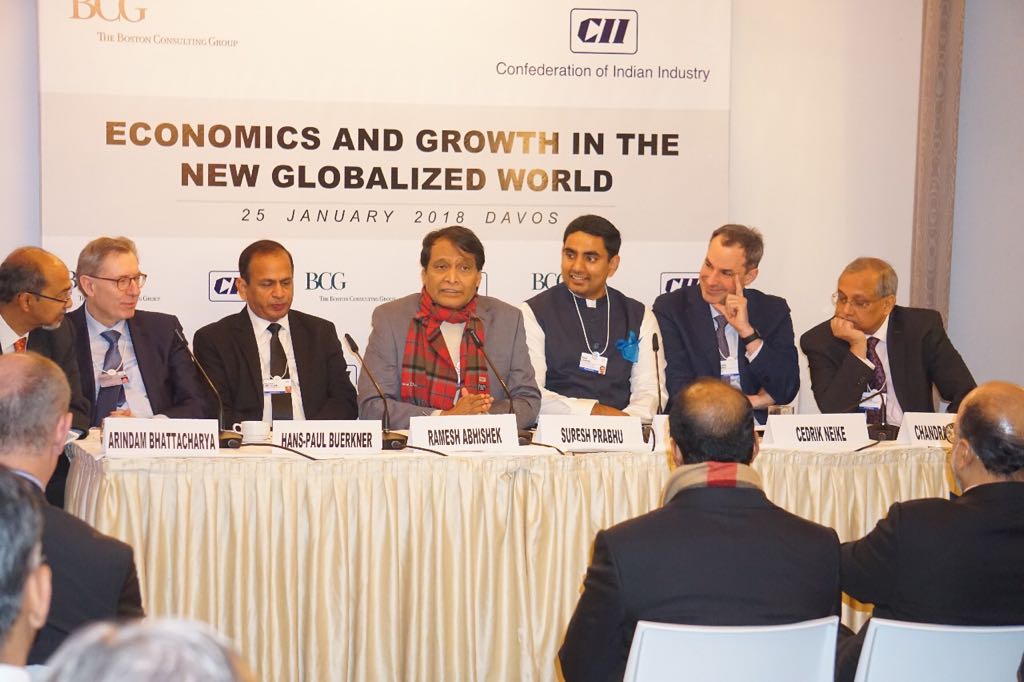 DUX7_kXV4AACehc?format=jpg&name=medium