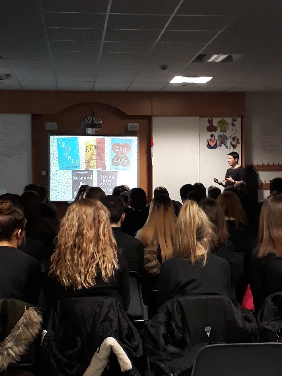 BarringtonStoke's tweet photo. We're here bright and early with @forresterhs and @LibrarianFHS kicking off Wednesday with a bang! #SecondBF https://t.co/qQnR9CORwS