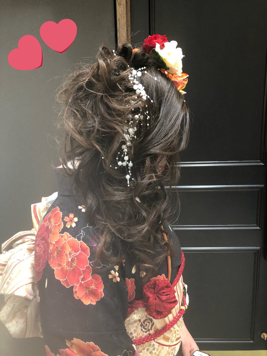 Nasuyaさくら店 まだまだ成人式を迎えたお嬢様紹介 クールな黒地の振袖が大人っぽいですね 髪型も素敵でした O O Nasuyaさくら店 Nasuya 成人式 振袖 おめでとう 可愛い クール