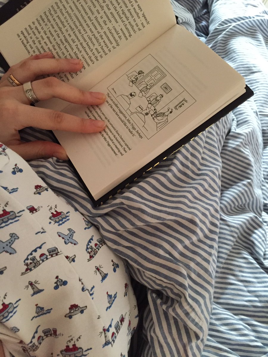 emma_au_soleil's tweet photo. @WomenEd All books should be published in a small enough format to #feedandread one-handed #MTPTproject #WomenEdBookClub https://t.co/nQUHkHhfZA