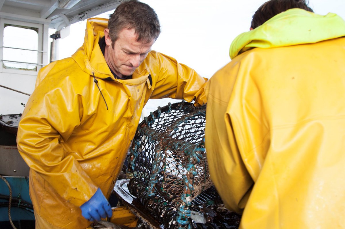 We have over 5,000 fishermen working hard around our coast to provide the world with delicious #ScottishSeafood. Thank you for all the good work you do! #LoveScottishSeafood