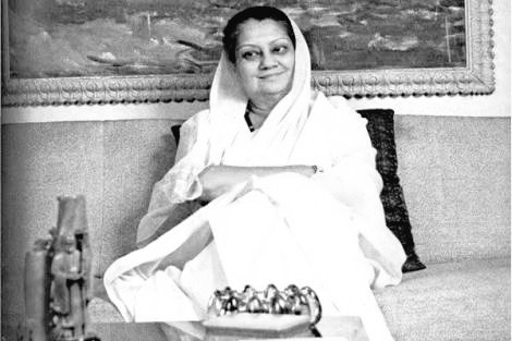 OPKHATIK's tweet photo. जिनके सुविचारित प्रयासों से अंत्योदय के कल्याण का मध्यप्रदेश में नव सूर्य उदित हुआ, ऐसी श्रद्धेय राजमाता विजयाराजे सिंधिया को पुण्यतिथि पर विनम्र श्रद्धांजलि। मध्यप्रदेश आपके ऋण से कभी उऋण न हो सकेगा। आप सदैव हमारे दिलों में ज़िंदा रहेंगी। https://t.co/obSN4r0191