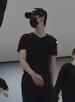 Puing137's tweet photo. #JAEMIN 😳 https://t.co/JK6Oxjw77c