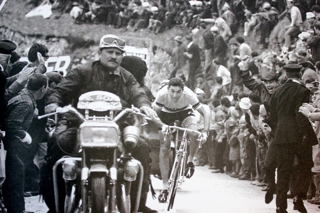 MyHobbyMarketUS's tweet photo. Thirty inspirational cycling quotes to get you riding 

#bicycle #roadbike #cyclists #bikestagram #cyclinglife #stravacycling #roadcycling #instacycling #rideyourbike #ilovemybike #lovecycling #instacycle https://t.co/7TCyV8kZjk