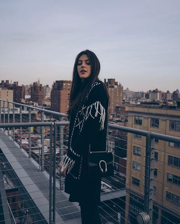 n12hofficial's tweet photo. @juliafriedmann stays chic and cozy in our Early Morning Cardi. ๐
#fw17 #n12h #fall17 #fall #fashionlife #ootd #fblogger #bloggerstyle #babe #contemporary #knitcardi #newyork https://t.co/uk7MP5S7Rq