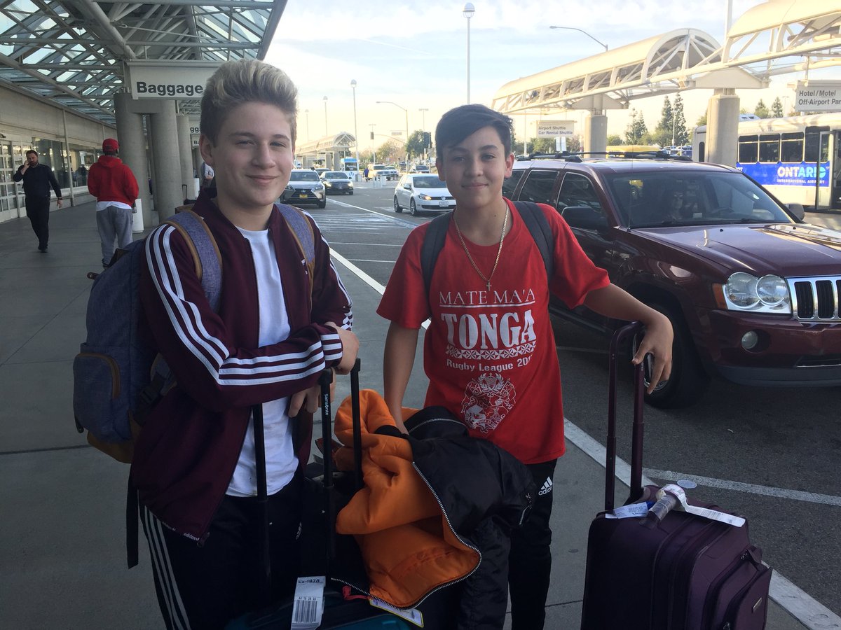 KIDZBOPCooper's tweet photo. NYC -> L.A ☀️ https://t.co/7My1qWRiSw