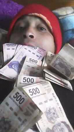 MrMam0n's tweet photo. Esto de venderse a TTs políticos, si deja hijos de perra. Malditos pobres, dan asco. https://t.co/nQvNPMXtiZ