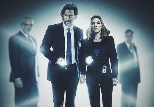 ifollowedfires's tweet photo. Seems like as good a time as any to bring back these edits I once did for a #Kabby #XFiles AU. Maybe the apocalypse of choice for S6 will be aliens? #ItsAlwaysAliens https://t.co/Kn76lSIwQM