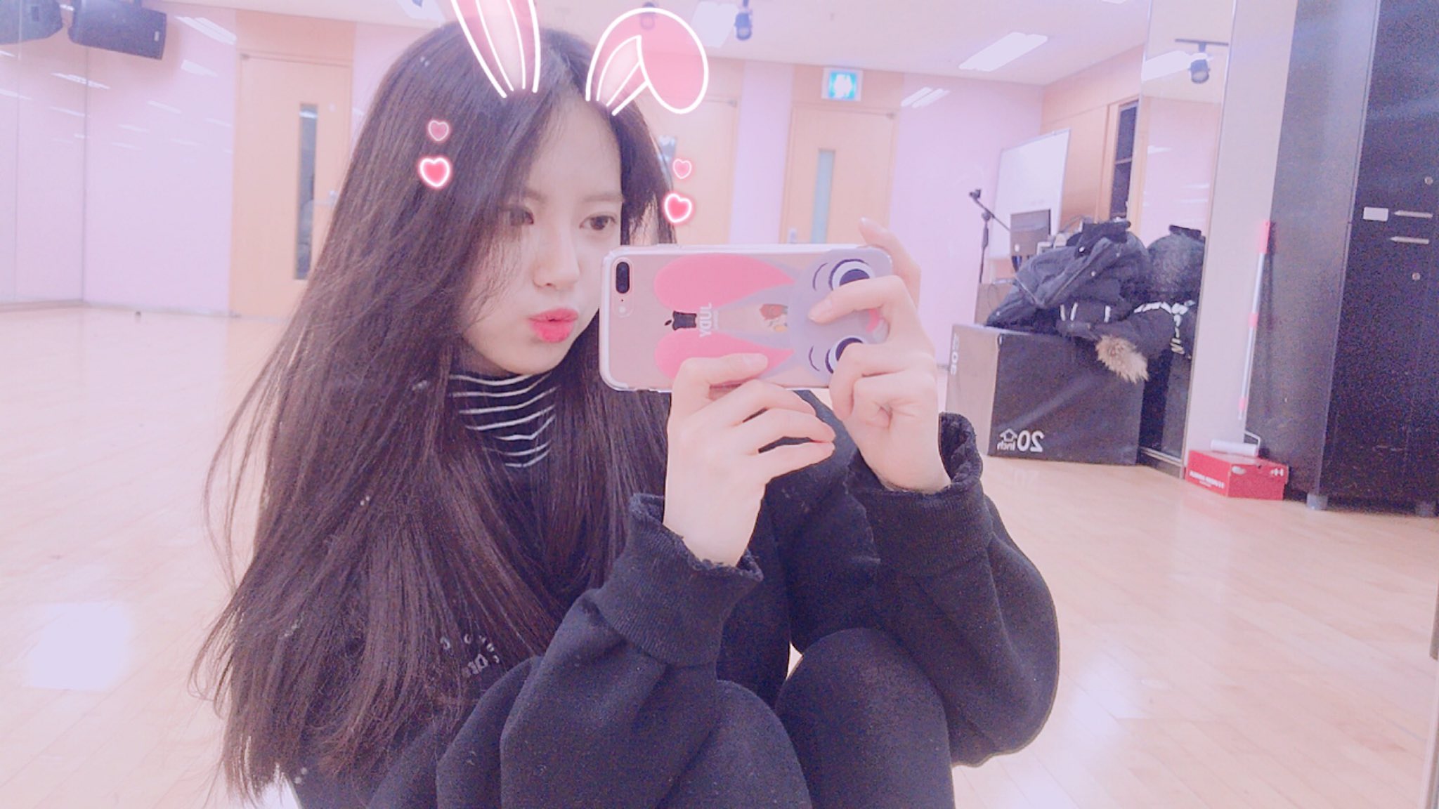 DUXS7qzVoAAeGay.jpg:orig