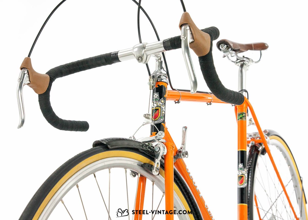 Steel_Vintage's tweet photo. Geoff Clark Randonneur Steel Bicycle 1970s: https://t.co/TJzmY4hIQW #SVB #VintageBikes #GeoffClark https://t.co/ebSxShgDsM