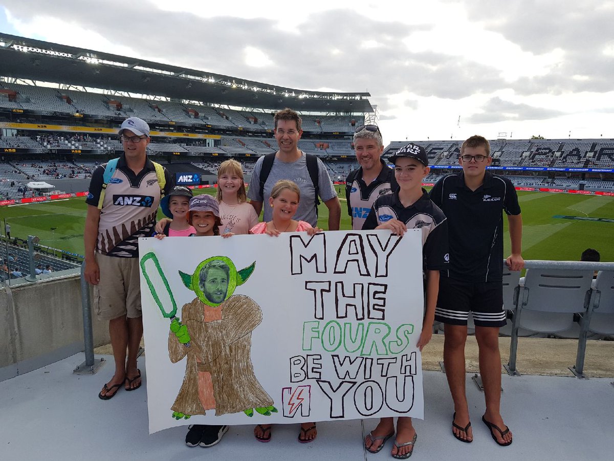 007swampfox's tweet photo. Go the Black Caps! #showusyourbanner @RadioHaurakiNZ https://t.co/oiYCV1dYJH