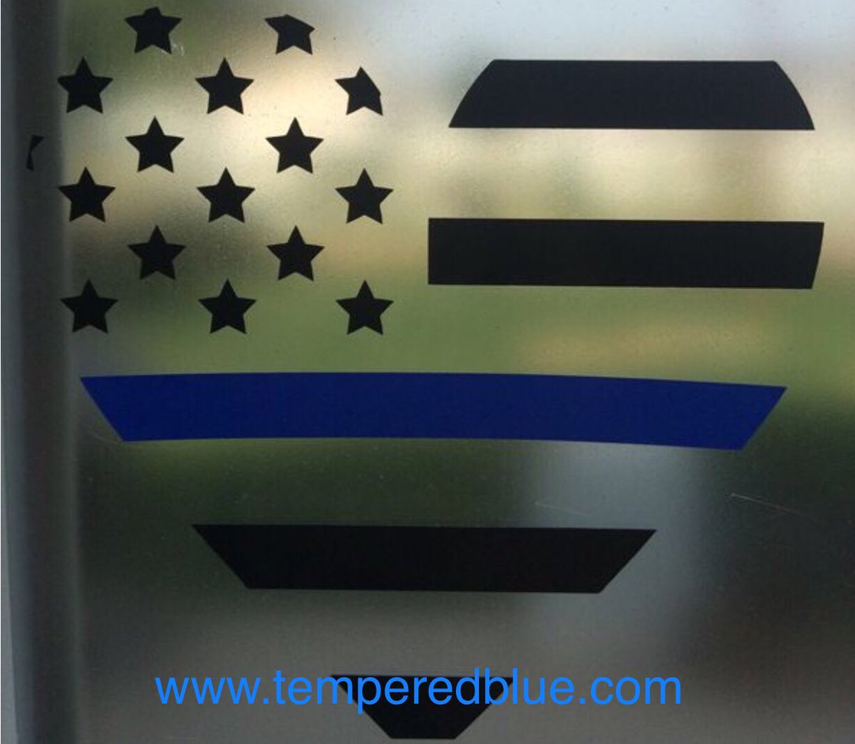 TemperedBlue's tweet photo. 🖤💙In honor of our fallen Colorado law enforcement officer. 💙🖤 The blue represents the officer and the courage they find deep inside when faced with insurmountable odds. 
The black was designed as a contant reminder of our fallen brothers and sisters.
🖤💙🖤 https://t.co/iAQKf6iTQn
