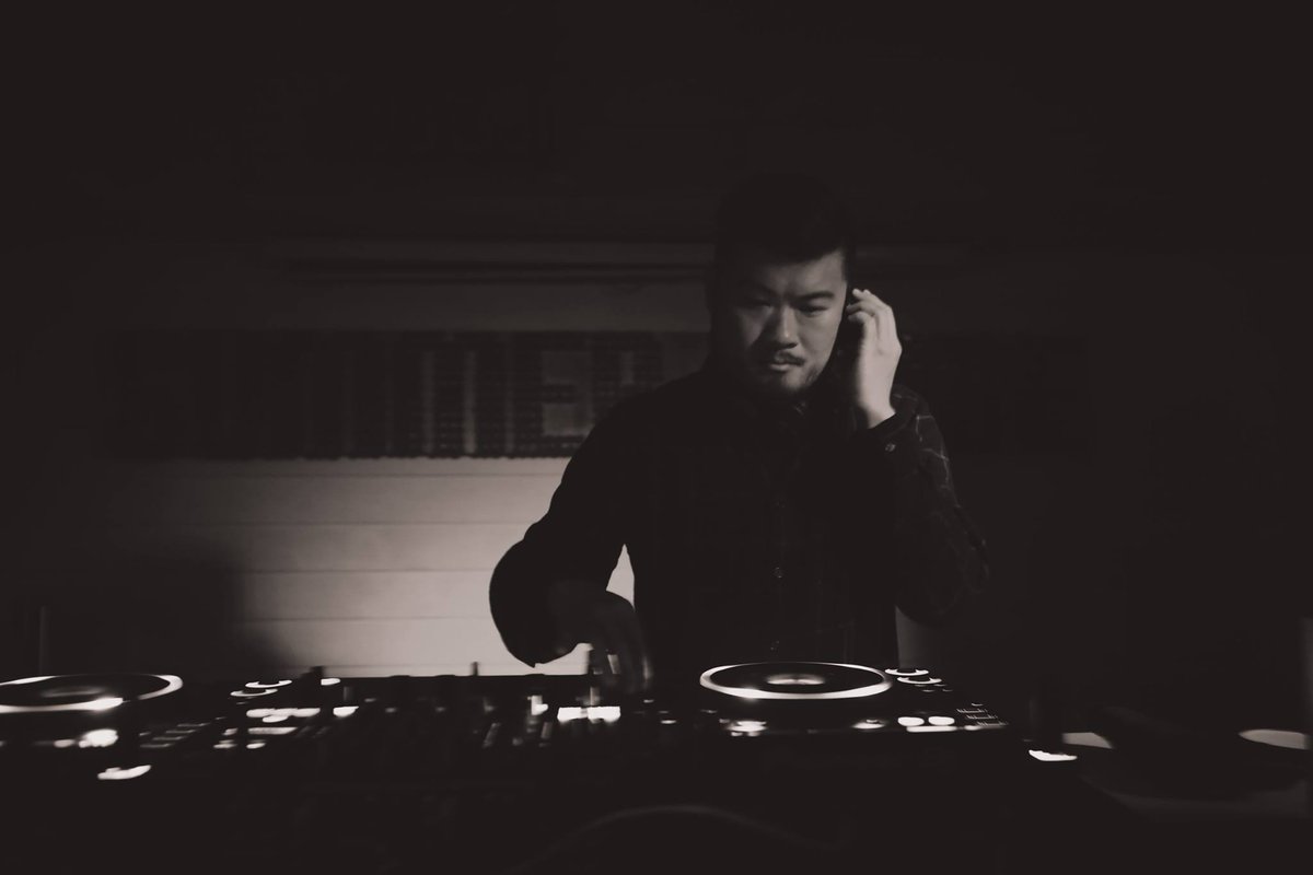 thewildcity's tweet photo. For our first #VariousArtists gig of 2018, we invited one of our favourite artists from #MagFields2016, Bézier (@robothustle) from the San Francisco-based crew, @HNYSNDSYSTM to play an all-night session in New Delhi. As expected, the night was nothing short of spectacular. https://t.co/3yZ3denDcD