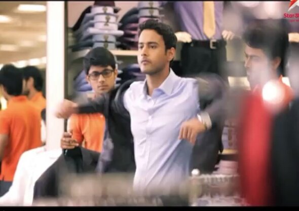 Nymah01's tweet photo. Tomay to puro #ASR ar moto lagcha go. But ata ki??? Kono awards show ar promo naki onno kichu??? Please bolo @Yash_Dasgupta @Yash_Dasgupta https://t.co/BkFlXx6DgO