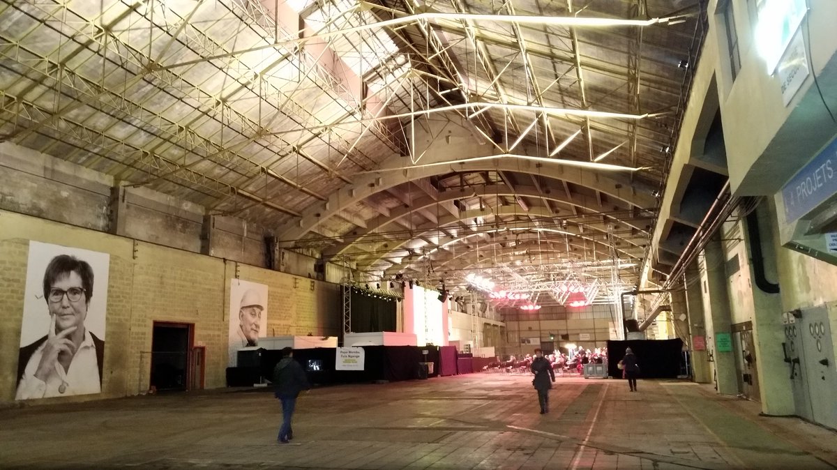 Le #festival #cinebala se poursuit dans l'incroyable site de #Rubanox à  #Chambéry ac la projection du film Frontières ce soir (ss le chauffage !). Ac sa réal. Apolline Traore du #Burkina + mix de Lipitone. #Afriqueenjanvier Cc @Espace_Malraux <a href="/fespacoofficiel/">FESPACO</a> <a href="/VilledeChambery/">Ville de Chambéry</a>