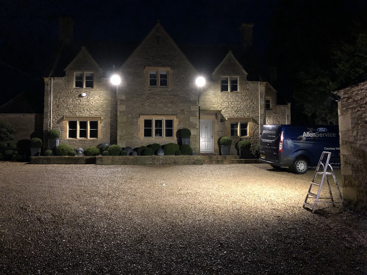 Luckily the dark nights are slowly going away....still time to get your floodlights changed for low energy LED lights....these are the excellent 30W fittings from <a href="/ansell_lighting/">Ansell Lighting</a> 

#Cotswolds 
#outdoorlighting
#Security 
#winter