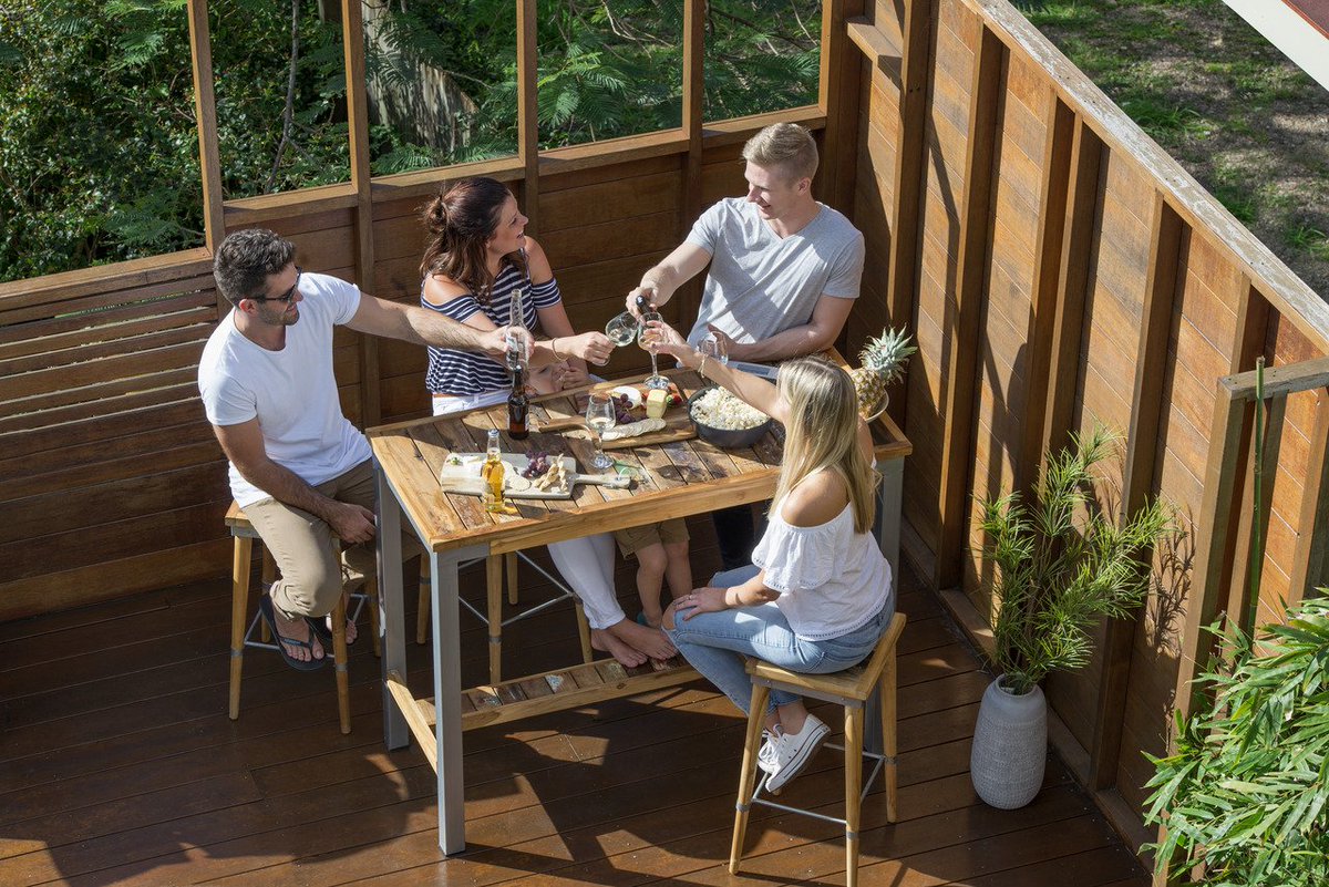 Vastinterior's tweet image. Start setting up your backyard now for that beer and barbecue party for Australia day! #Vast