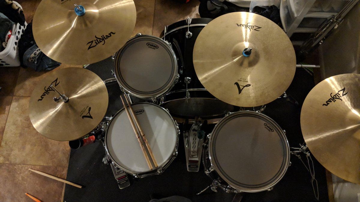 zeroheroty22's tweet photo. No matter what happens I can play and escape. #drummer #zildjian #dwdrums  #promark #knockoutbeaters #evansdrumheads https://t.co/POKCMEasNP