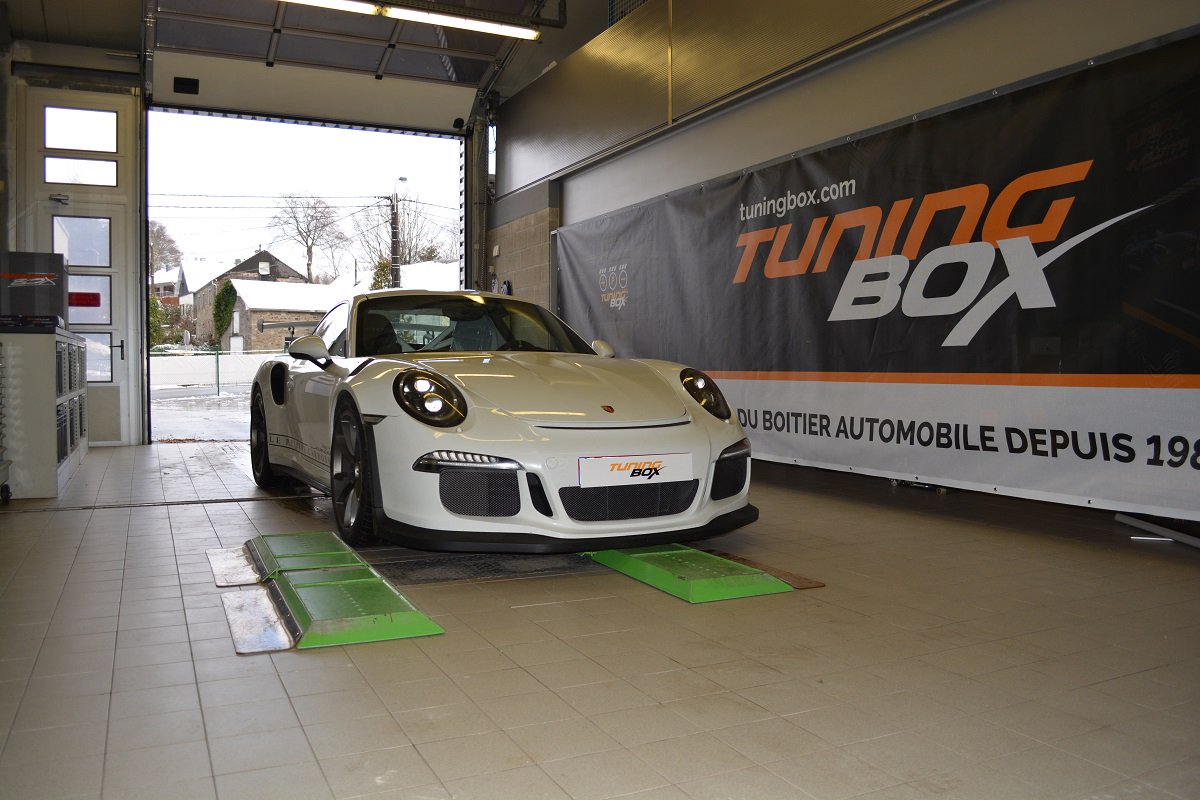 TuningBoxOrigin's tweet image. A superb @Porsche 991 #GT3 RS  4.0 with 500hp came to test its #Power on our test bench @TuningBoxOrigin -&amp;gt; This customer  was then seduced by our #TunePedal, and the result is bluffing. A real  race beast! #Porsche #tuningcars #chiptune #Pedal #boost