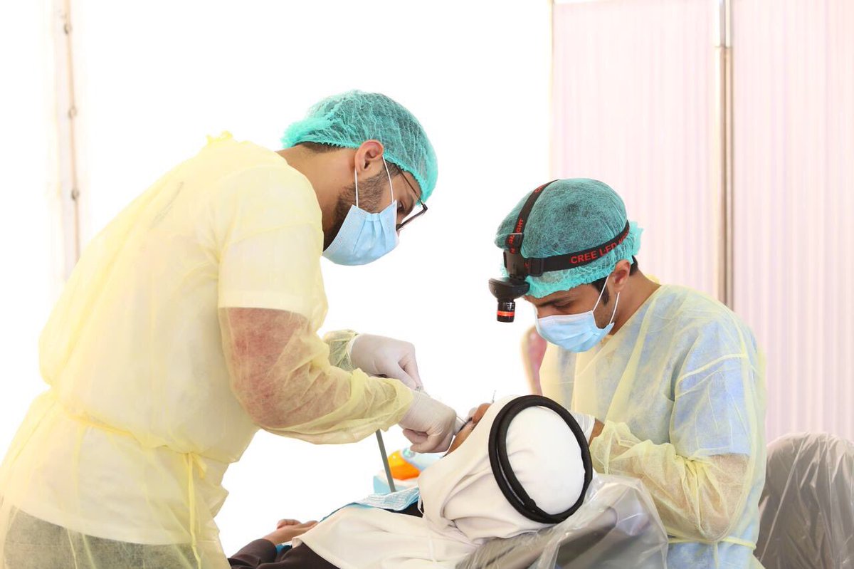 حملة الجامعة لطب الأسنان تقدم خدماتها لـ 237 مستفيدًا بمركز الفويلق في يومها الأول.
#جامعة_القصيم 
qu.edu.sa/content/p/716