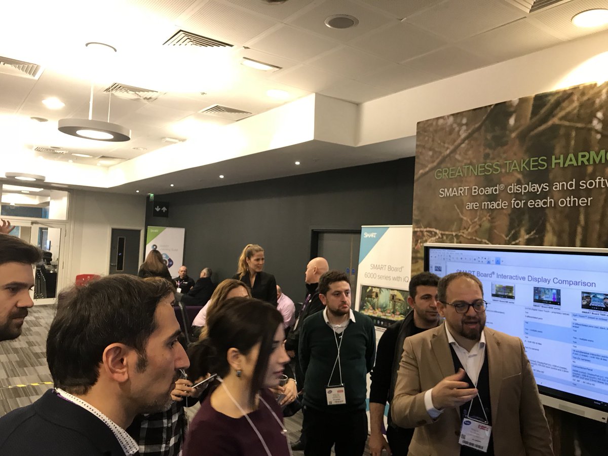 elvnalvr's tweet photo. Ugur okullarindan genis bir ekiple SMART yenilikleri uzerine Platinum alanimizda guzel bir tur yaptik.
Katilimlari icin Nil hanim ve @metinakcaa beye tesekkurler
#bett2018 #SMARTBett @UgurOkullari @Akademi_Bilisim https://t.co/uGU4R4Sweu