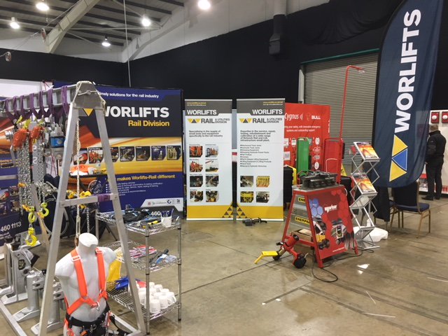 Lifting_Equip's tweet photo. How's #SafeStart18 going folks? #thinksafety https://t.co/WDr464FFpp