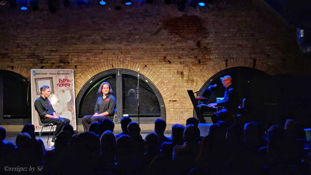 _paternoster_'s tweet image. So sah's gestern bei uns. Dir ganze Story auf facebook.com/improtheaterpa… Dank an @TonTorte für Bilder, Licht und Ton. #impro