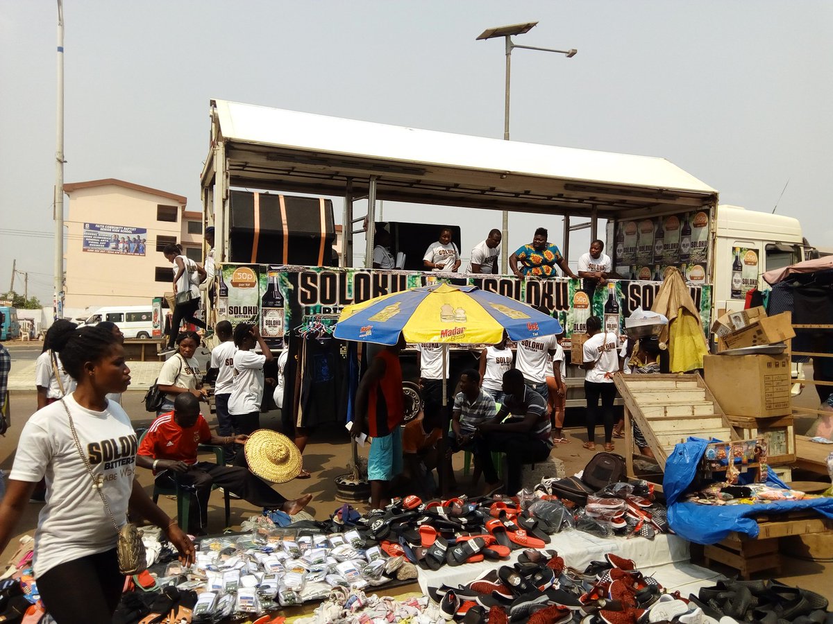 ireportnewsGH's tweet photo. It's #Day10 in Greater Accra 

#SolokuBitters promo 🚄 will be activated in #PigFarm #Kotobabi #NewTown #Kokomlemle 

Get ready for free samples and a lot of souvenirs from our team  !!!

Meet the train, meet your bottle  !!!

Only 6 gh cedis!!! 

#SolokuSalesDrive #Kasapreko https://t.co/8LU1HakHfL