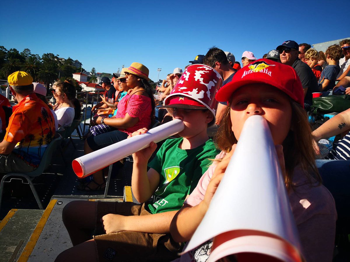 sambudiselik's tweet image. Go scorchers !!