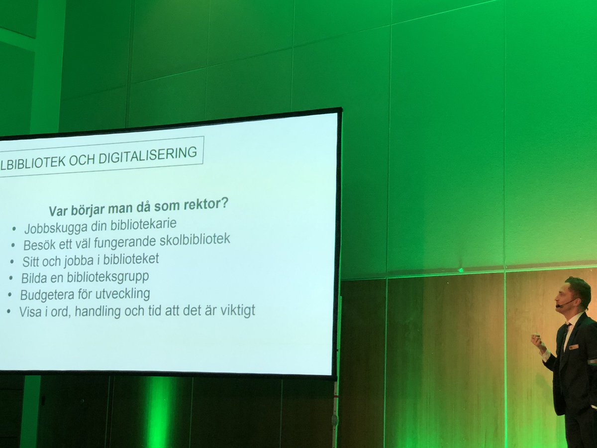 Samikurula's tweet photo. Rektor Stellan Andersson berättar om det aktiva arbetet som rektor för att synliggöra och utveckla skolbiblioteket! Viktigt! #linedu #botbib https://t.co/Ov1Alps7RW