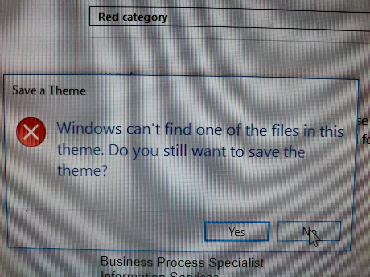 Morphy99's tweet image. WHAT THEME? I&apos;M WRITING AN EMAIL? #microsoftsucks #windows10problems  #outlookisgrim #fb #NONONO