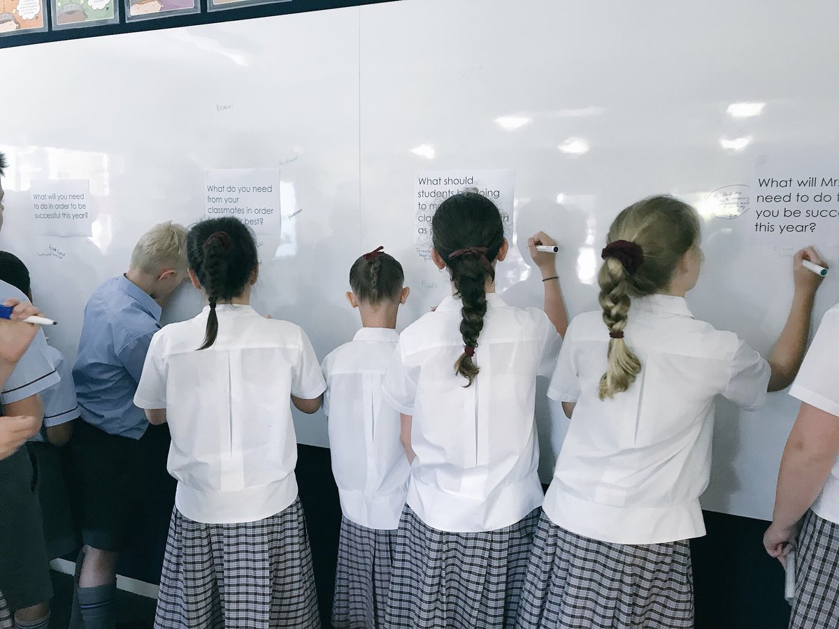 m4fstar's tweet photo. @Year6OC challenge a fixed mindset about what learning should look like #studentvoice #writeablesurfaces #LearningatOC https://t.co/TLImHCRv64