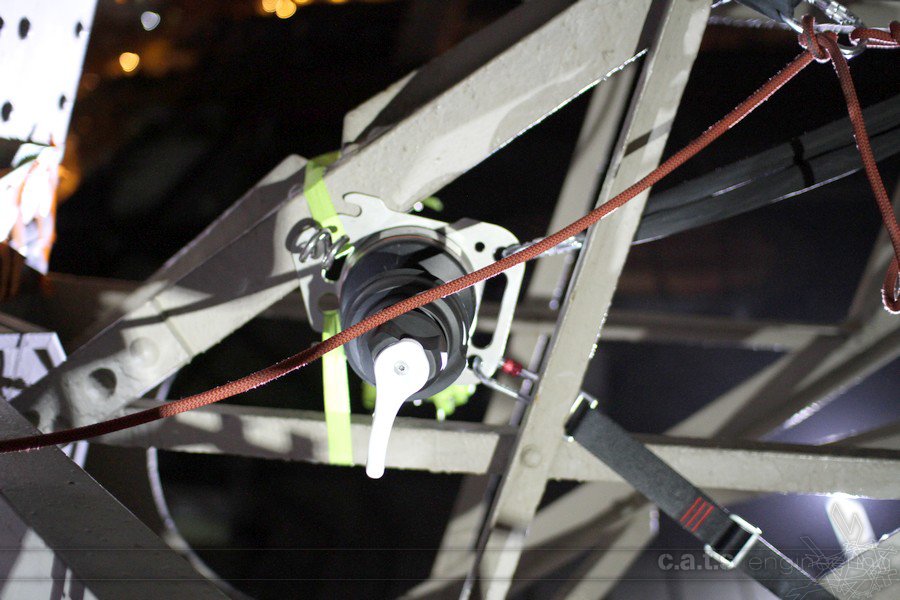 Harken_SandR's tweet image. Our equipment was used at Nathan Paulin’s incredible urban Highline world record in Paris. Find out more bit.ly/2naX4lR #ParisHighLine2017, #Telethon2017, #PuzzleMedia, #SDDSlackline, #HRE #NathanPaulin #CatsEngineering #HarkenIndustrial