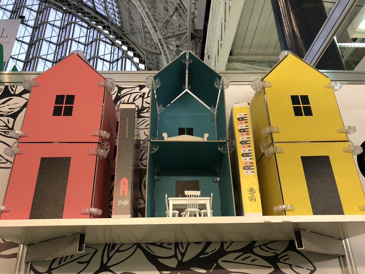 BildyToys's tweet photo. It’s the last day of London Toy Fair and it’s been a blast! #ToyFair2018 https://t.co/ZtQwmb7FHz