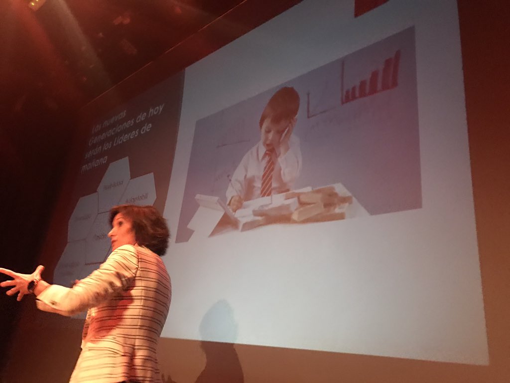 Maribeldlvega's tweet photo. Nueva convocatoria #gamechangerslab en el teatro Luchana. #innovacion #leadership4.0 https://t.co/UO7iy7lwxd