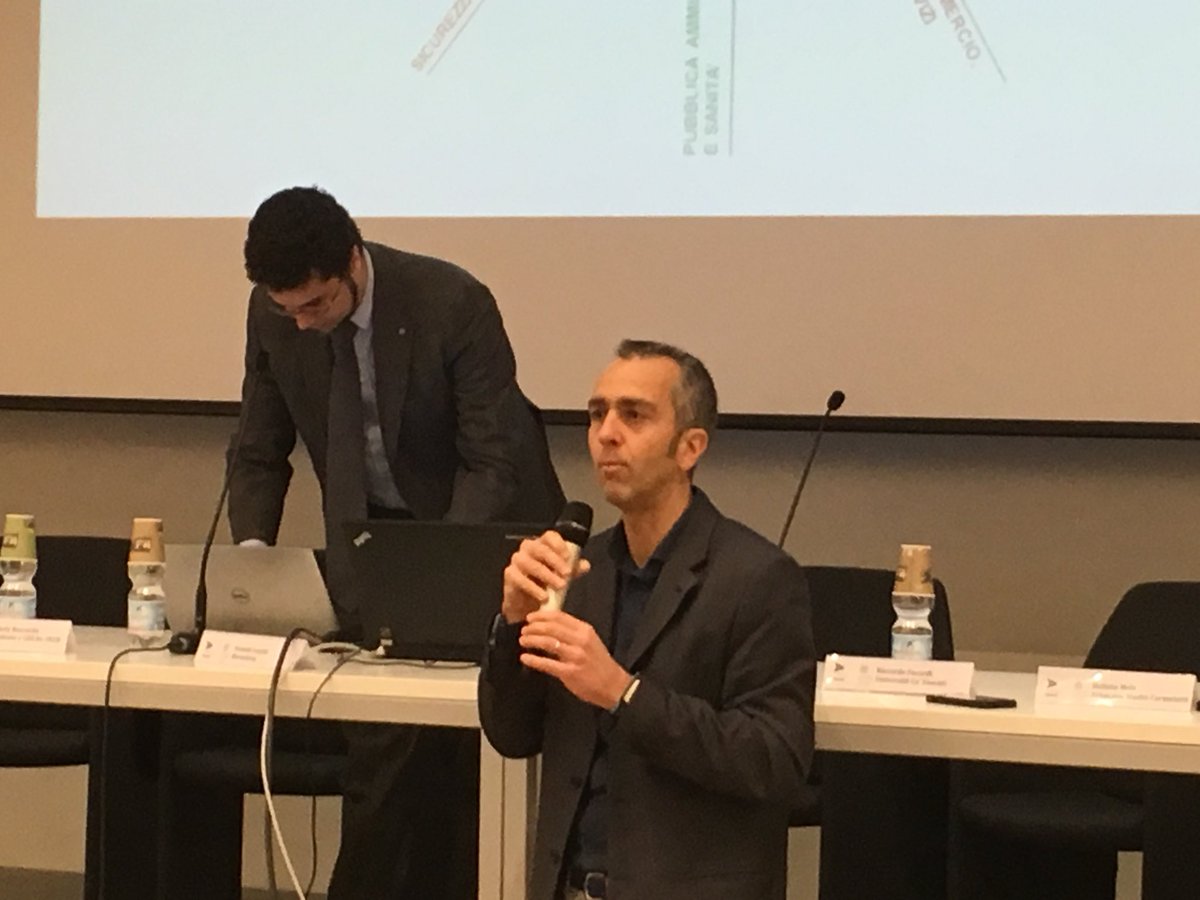 ANDferraresso's tweet photo. @raistolo al convegno #CyberSecurity Last Call @CaFoscari https://t.co/Y706uC9URu